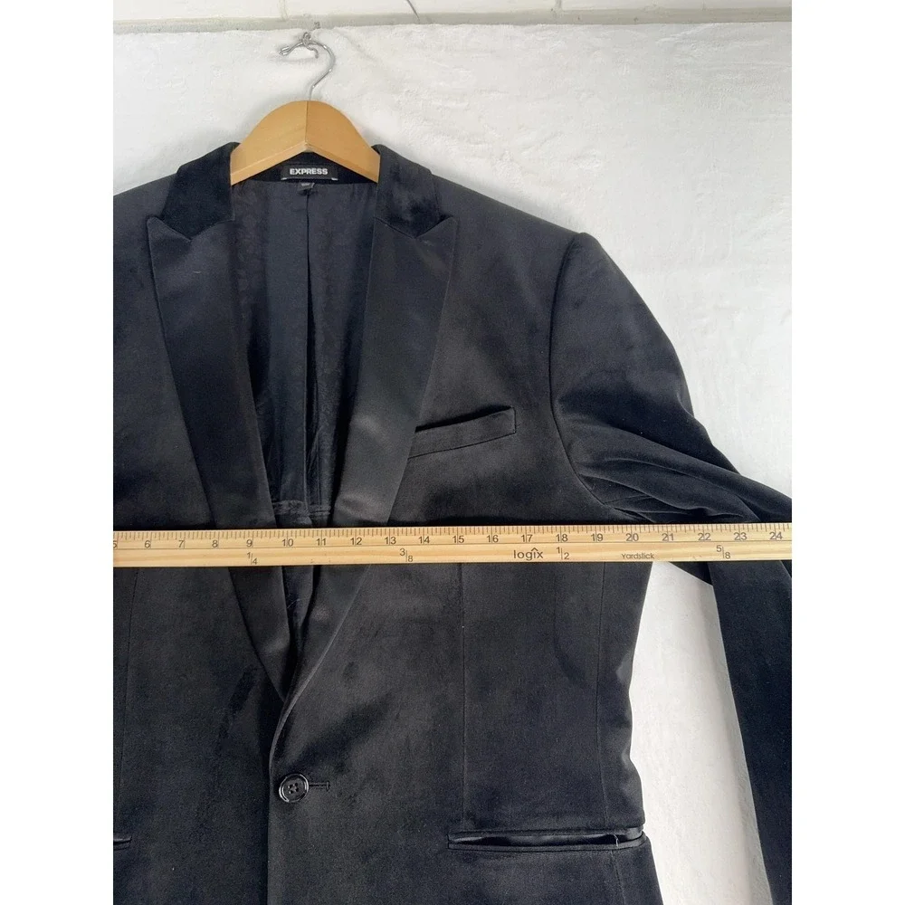 Express Blazer Mens‎ 40R Black Velvet Tuxedo Jacket Slim Fit Shawl Lapel Formal